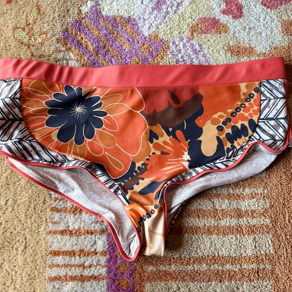 FP beach XL fez surf bootie swim shorts botanical motif nwt free people - Picture 2 of 4